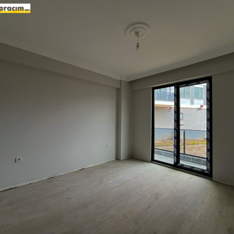 ARİFİYE NEVİYE MAHALLESİNDE 3+1 SIFIR 115m² SATILIK DAİRE