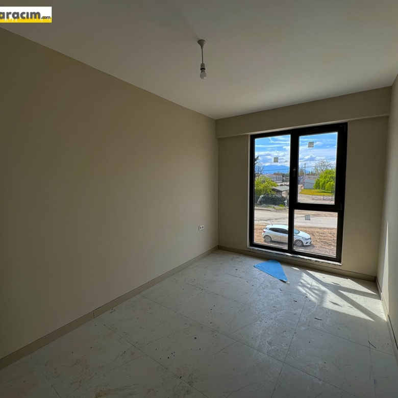 ARİFİYE HANLI GİRİŞİNDE HAVUZLU 2+1 SIFIR DAİRE