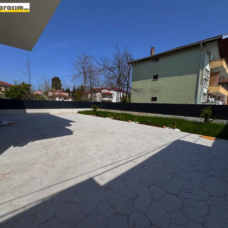 ERENLERDE ÇARŞI MERKEZE YAKIN 150m² KİRALIK DÜKKAN