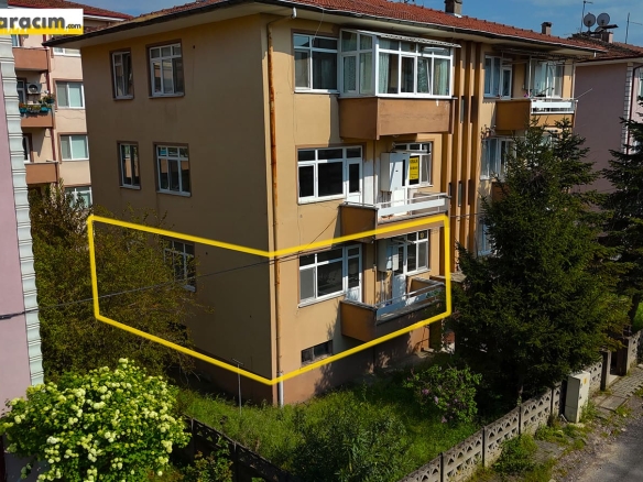 ADAPAZARI ŞEKER MAHALLESİNDE ÇARŞI MERKEZE YAKIN KİRALIK 3+1 DAİRE