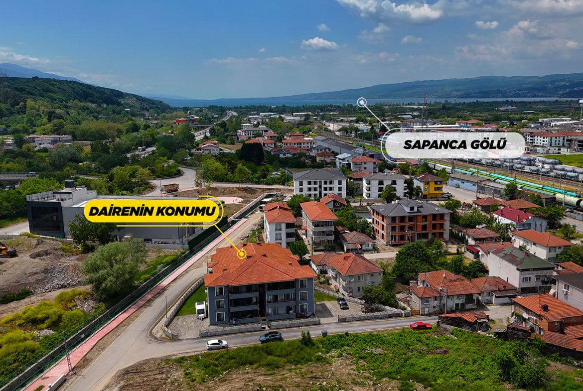 ARİFİYE FATİH MAHALLESİNDE EBEVEYN BANYOLU 3+1 SATILIK DAİRE