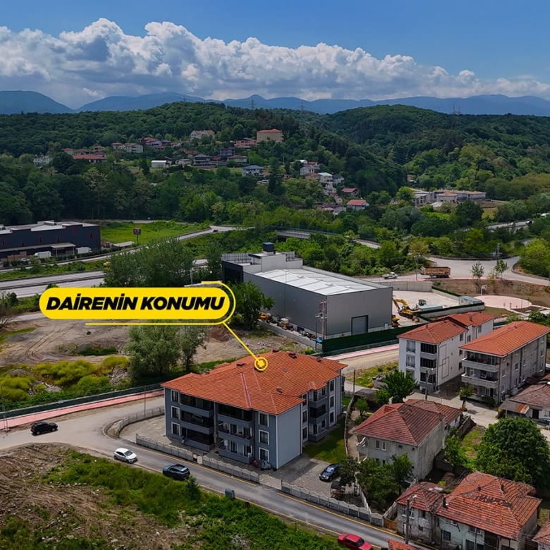 ARİFİYE FATİH MAHALLESİNDE EBEVEYN BANYOLU 3+1 SATILIK DAİRE