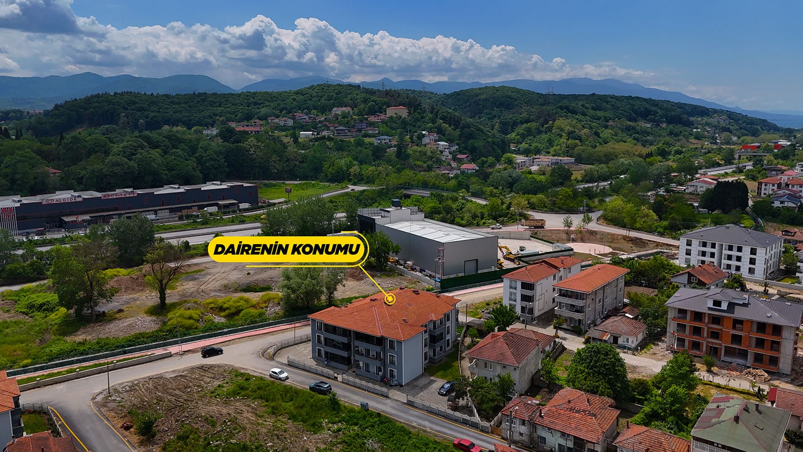 ARİFİYE FATİH MAHALLESİNDE EBEVEYN BANYOLU 3+1 SATILIK DAİRE