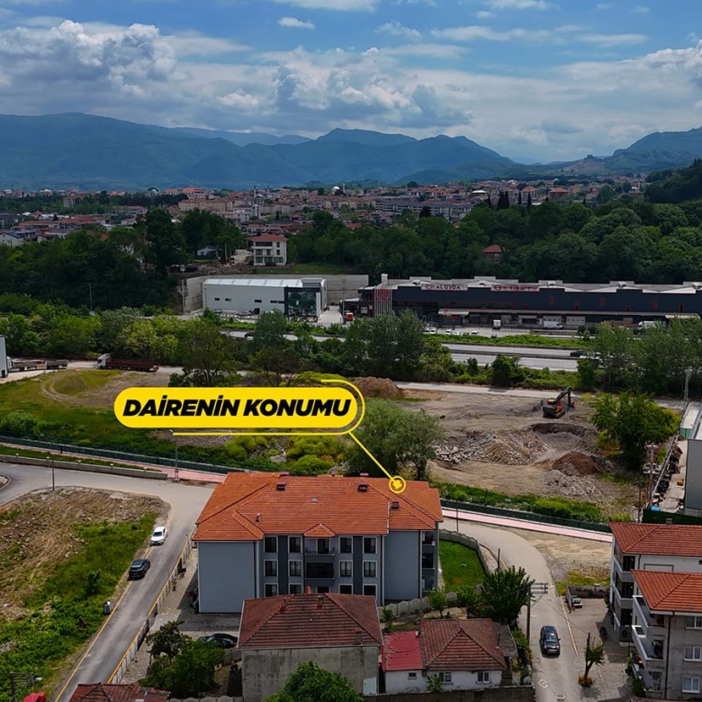 ARİFİYE FATİH MAHALLESİNDE EBEVEYN BANYOLU 3+1 SATILIK DAİRE