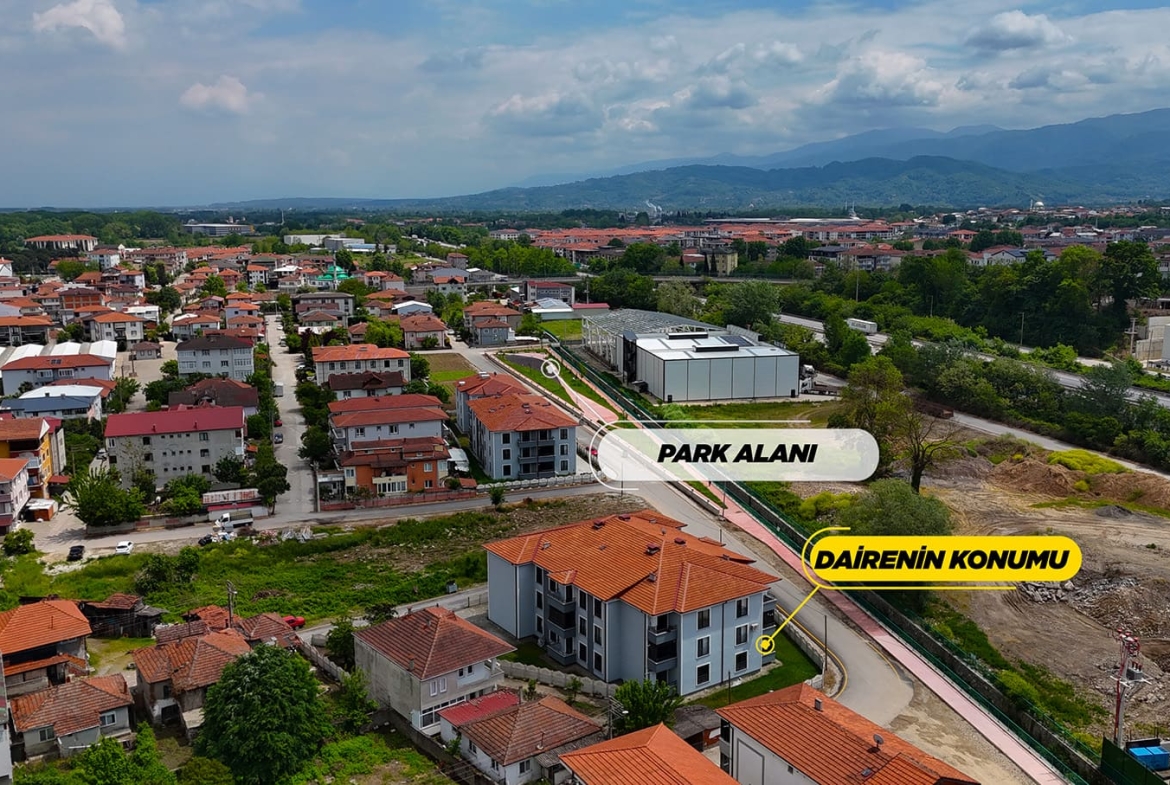 ARİFİYE FATİH MAHALLESİNDE EBEVEYN BANYOLU 3+1 SATILIK DAİRE