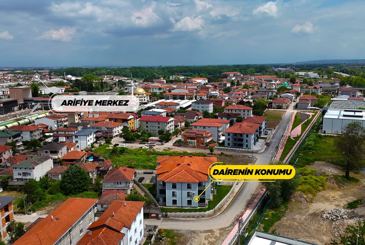 ARİFİYE FATİH MAHALLESİNDE EBEVEYN BANYOLU 3+1 SATILIK DAİRE