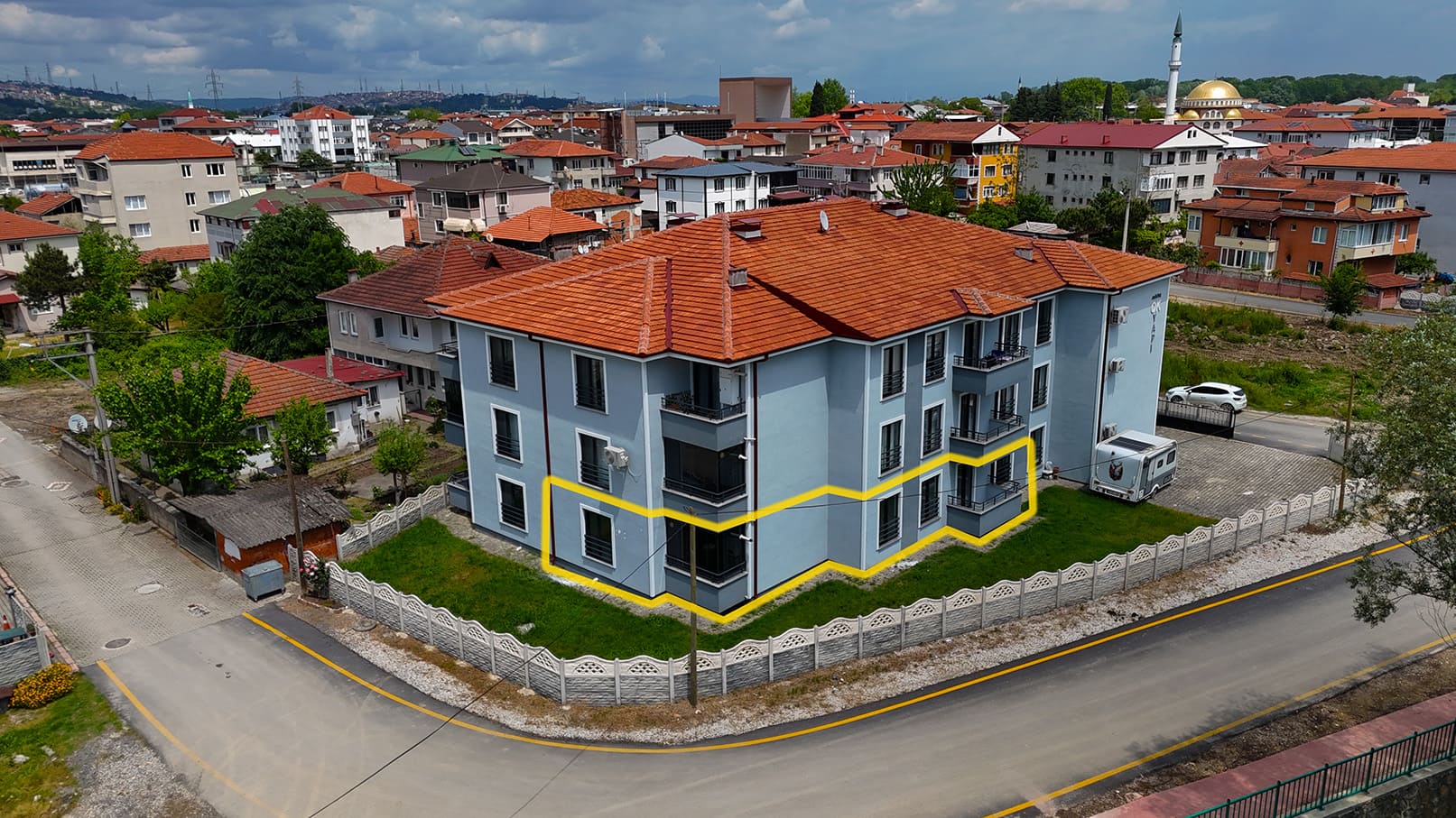 ARİFİYE FATİH MAHALLESİNDE EBEVEYN BANYOLU 3+1 SATILIK DAİRE