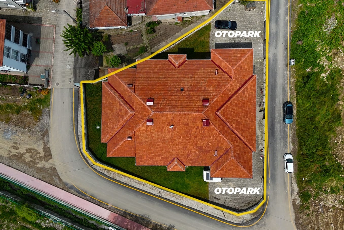ARİFİYE FATİH MAHALLESİNDE EBEVEYN BANYOLU 3+1 SATILIK DAİRE