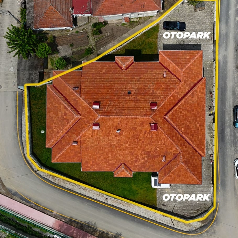 ARİFİYE FATİH MAHALLESİNDE EBEVEYN BANYOLU 3+1 SATILIK DAİRE
