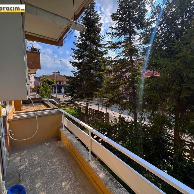 ADAPAZARI ŞEKER MAHALLESİNDE ÇARŞI MERKEZE YAKIN KİRALIK 3+1 DAİRE