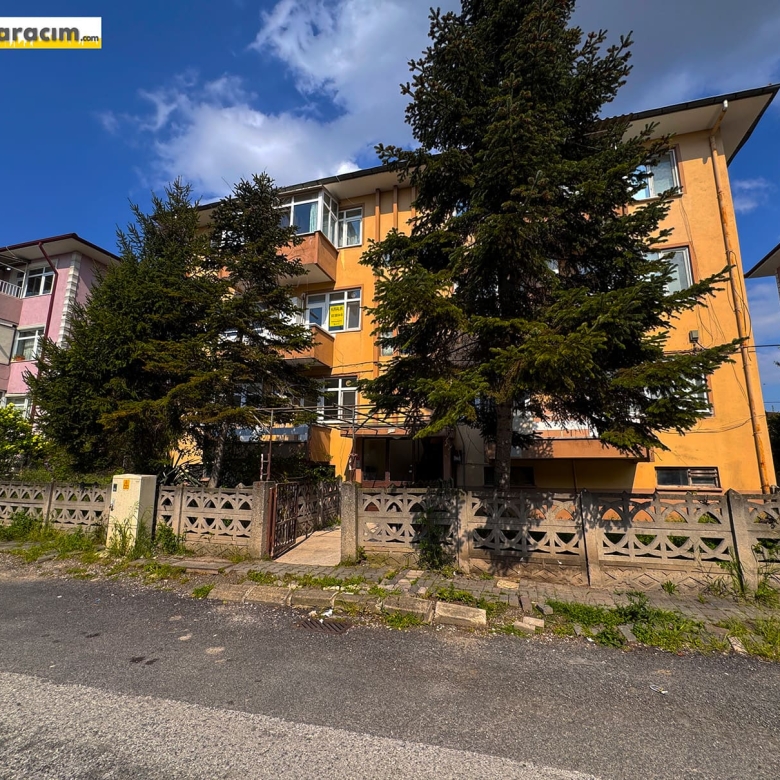 ADAPAZARI ŞEKER MAHALLESİNDE ÇARŞI MERKEZE YAKIN KİRALIK 3+1 DAİRE