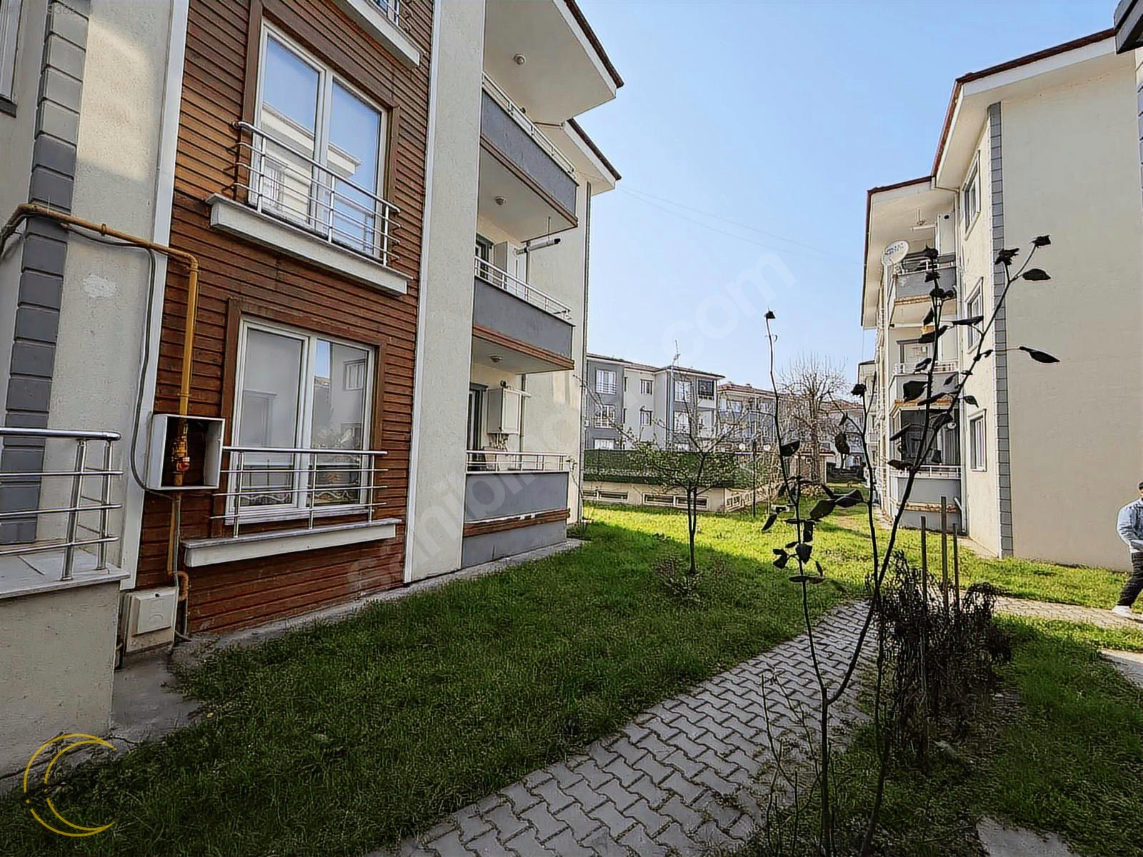 SAPANCA GAZİPAŞA MAHALLESİNDE 2+1 SATILIK DAİRE