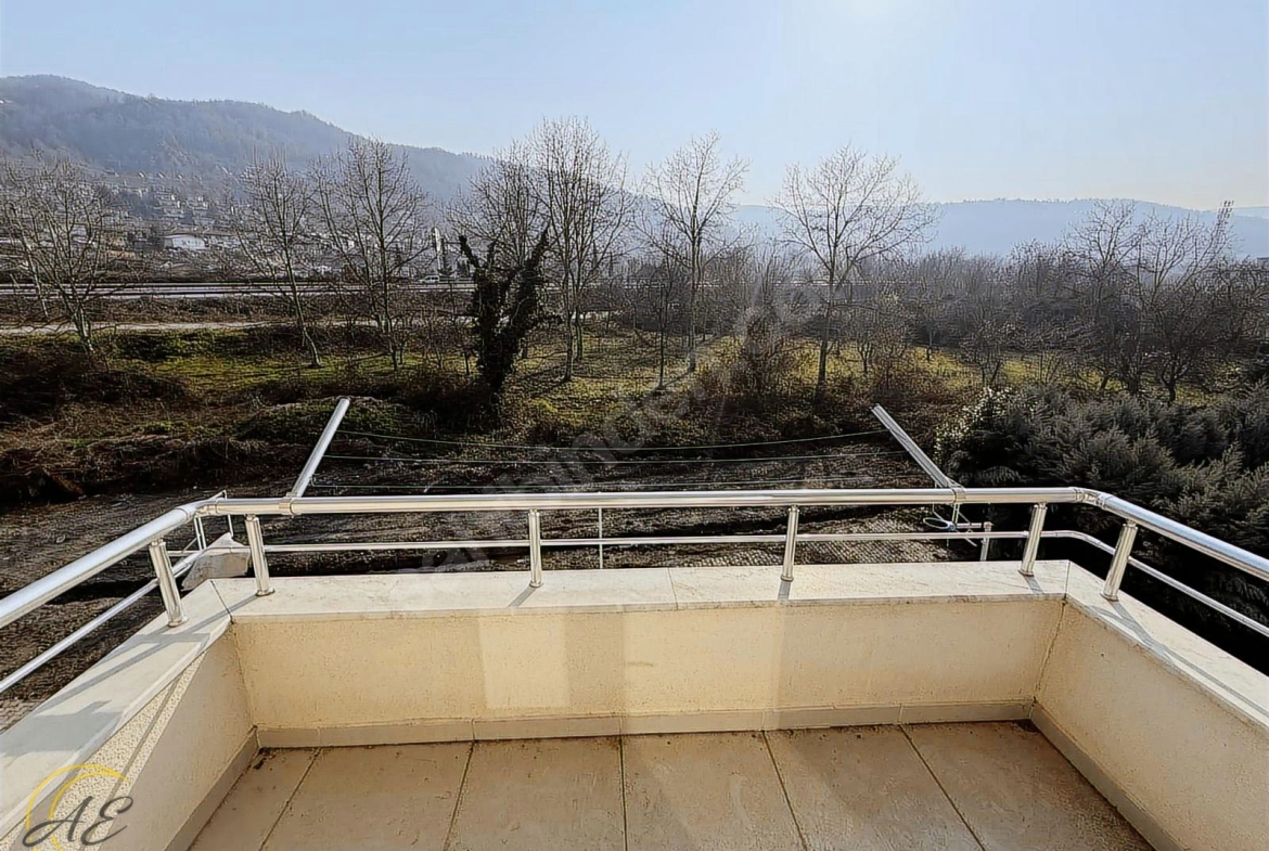 SAPANCA GAZİPAŞA MAHALLESİNDE 2+1 SATILIK DAİRE