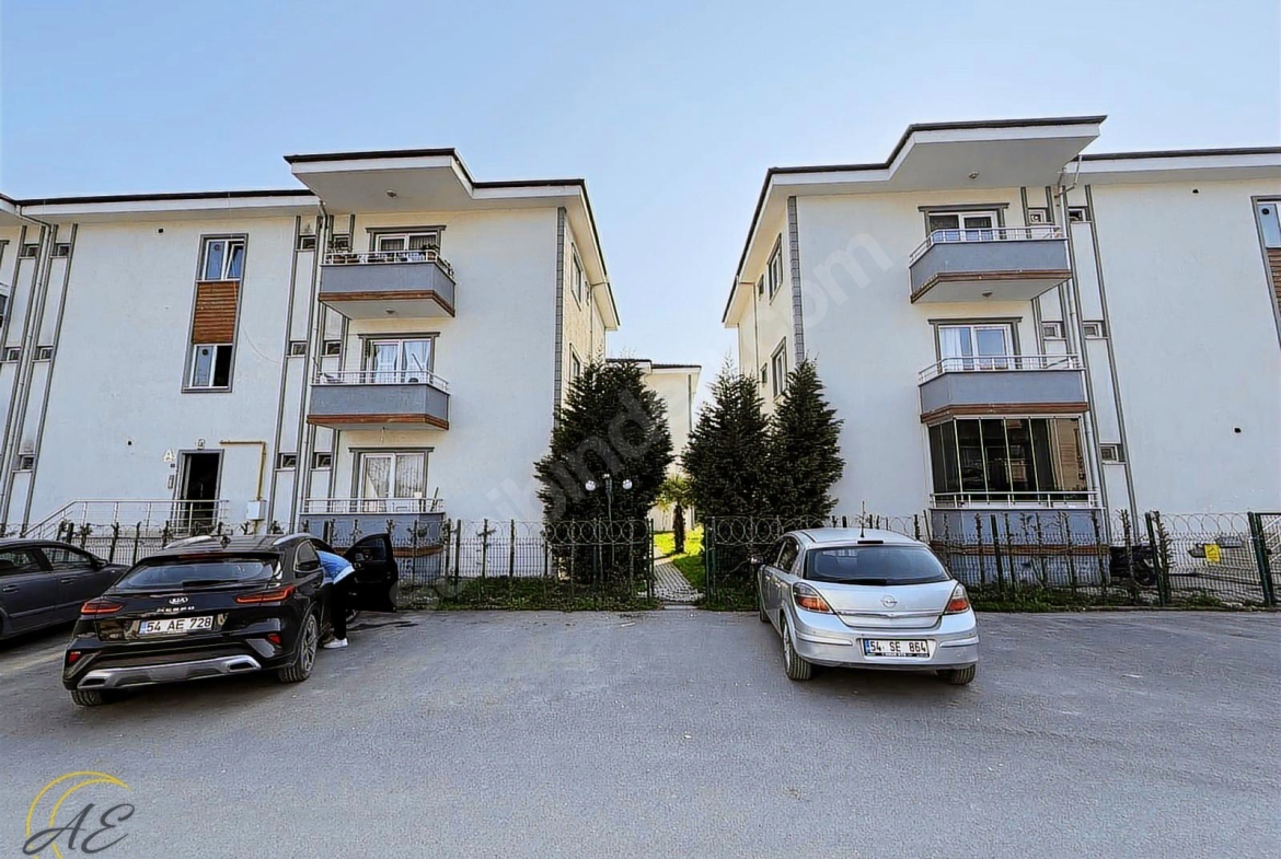 SAPANCA GAZİPAŞA MAHALLESİNDE 2+1 SATILIK DAİRE
