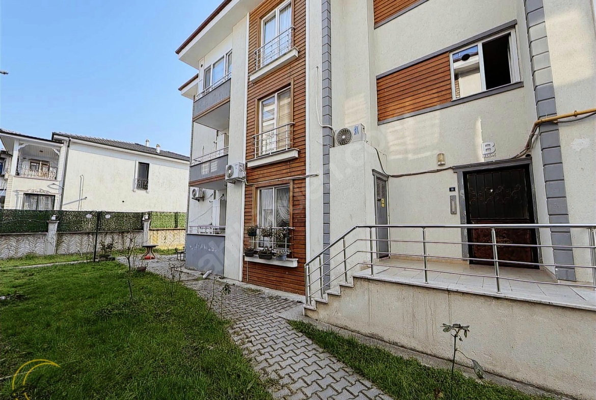 SAPANCA GAZİPAŞA MAHALLESİNDE 2+1 SATILIK DAİRE