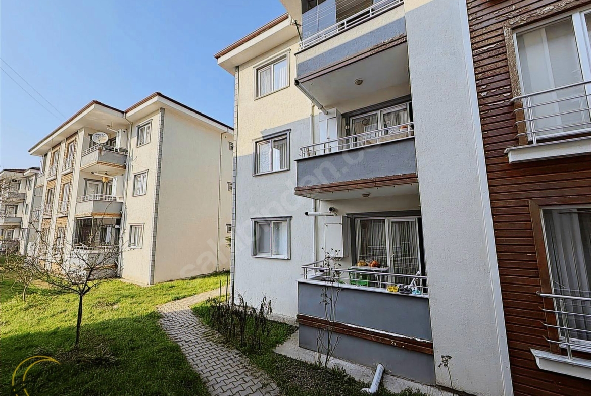 SAPANCA GAZİPAŞA MAHALLESİNDE 2+1 SATILIK DAİRE