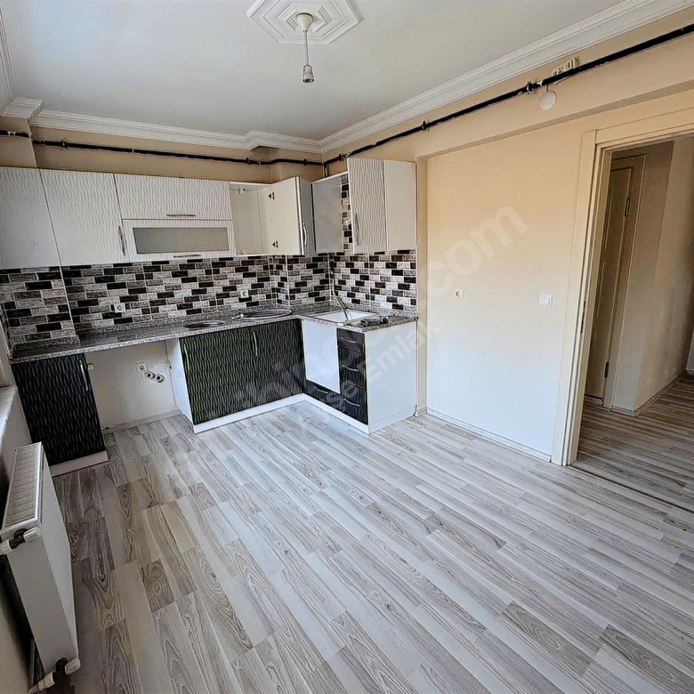 ADAPAZARI MALTEPE MAHALLESİNDE ŞEHİR MANZARALI 2+1 SATILIK DAİRE