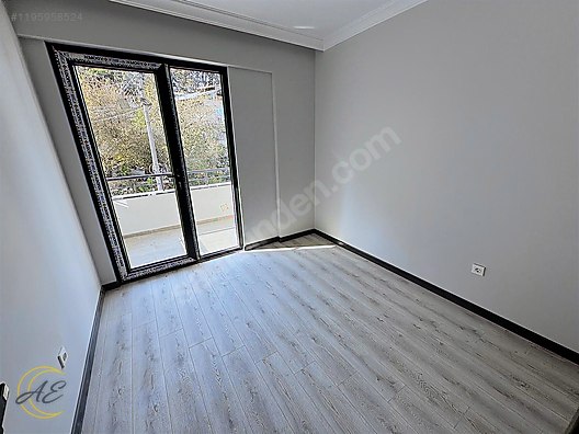 ARİFİYE FATİH MAHALLESİ EBEVEYN BANYOLU OTOPARKLI 2+1 SATILIK DAİRE