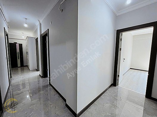 ARİFİYE FATİH MAHALLESİ EBEVEYN BANYOLU OTOPARKLI 2+1 SATILIK DAİRE