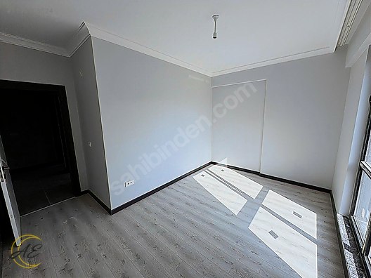 ARİFİYE FATİH MAHALLESİ EBEVEYN BANYOLU OTOPARKLI 2+1 SATILIK DAİRE