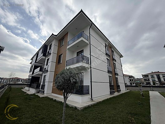 ARİFİYE FATİH MAHALLESİNDE SİTE İÇERİSİNDE 3+1 SATILIK DAİRE