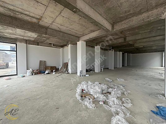 ARİFİYE FATİH MAHALLESİNDE OSMAN GAZİ CADDESİNDE 245M² SATILIK DÜKKAN