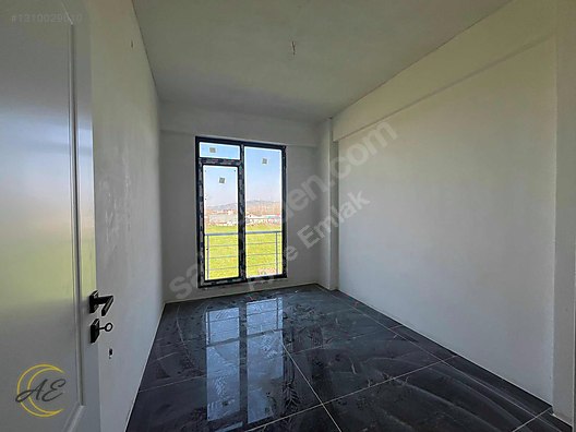 ARİFİYE NEVİYE MAHALLESİNDE 4+1 180M² DUBLEKS VİLLA
