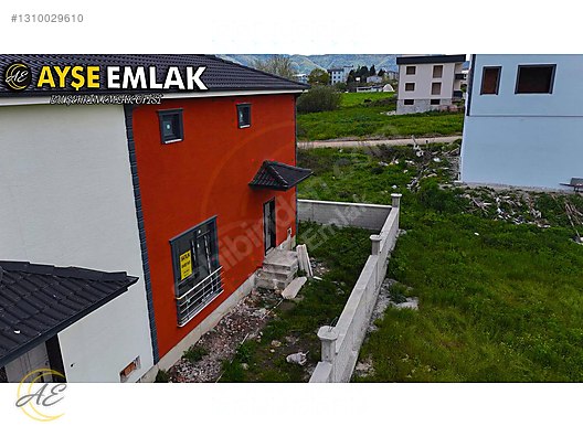 ARİFİYE NEVİYE MAHALLESİNDE 4+1 180M² DUBLEKS VİLLA