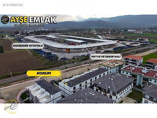 ARİFİYE FATİH MAHALLESİNDE 4+1 HAVUZLU TRİPLEKS SATILIK VİLLA