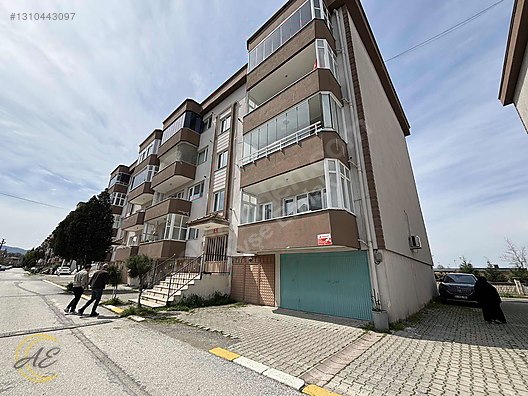 ARİFİYE ARİFBEY MAHALLESİNDE 120M² 3+1 SATILIK DAİRE