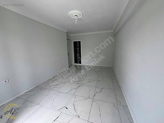 ARİFİYE FATİH MAHALLESİNDE EBEVEYN BANYOLU 3+1 SATILIK DAİRE