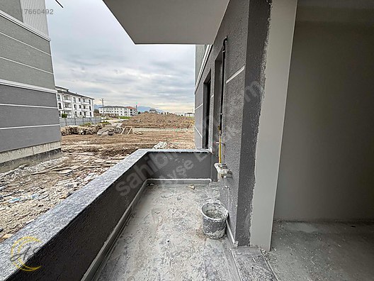 ARİFİYE HANLI MERKEZDE YAPIM AŞAMASINDA 2+1 SATILIK DAİRE