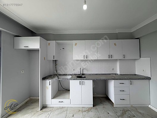 ARİFİYE HANLI MERKEZDE GENİŞ KULLANIMLI 3+1 SATILIK DAİRE
