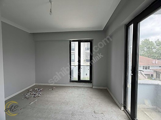 ARİFİYE HANLI MERKEZDE GENİŞ KULLANIMLI 3+1 SATILIK DAİRE