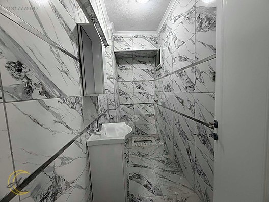 ARİFİYE HANLI MERKEZDE GENİŞ KULLANIMLI 3+1 SATILIK DAİRE