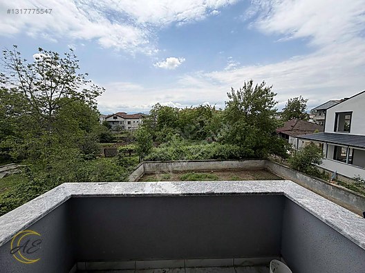 ARİFİYE HANLI MERKEZDE GENİŞ KULLANIMLI 3+1 SATILIK DAİRE