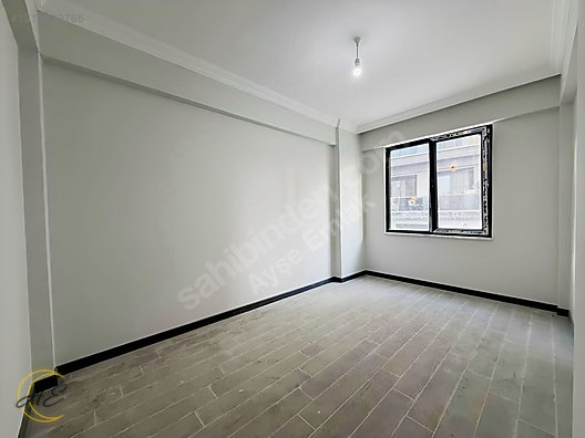 HENDEK YENİ MAHALLESİNDE GENİŞ KULLANIMLI 3+1 SATILIK DAİRE