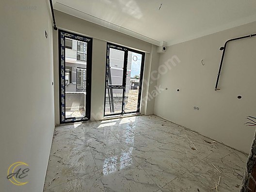 ARİFİYE HANLI MAHALLESİNDE 2+1 70M² SATILIK DAİRE