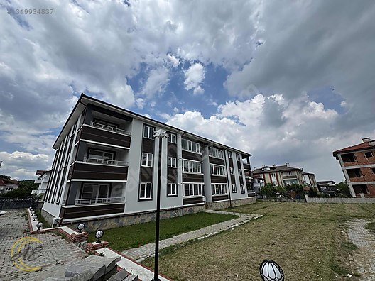 ARİFİYE NEVİYE MAHALLESİNDE 3+1 115M² SATILIK DAİRE