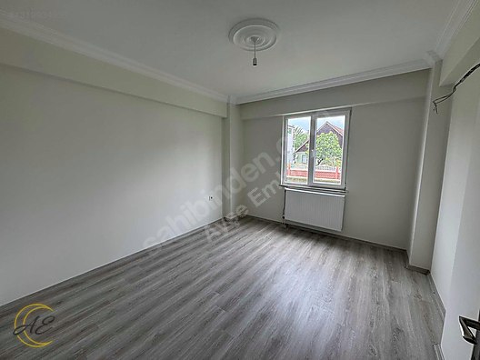 ARİFİYE NEVİYE MAHALLESİNDE 3+1 115M² SATILIK DAİRE