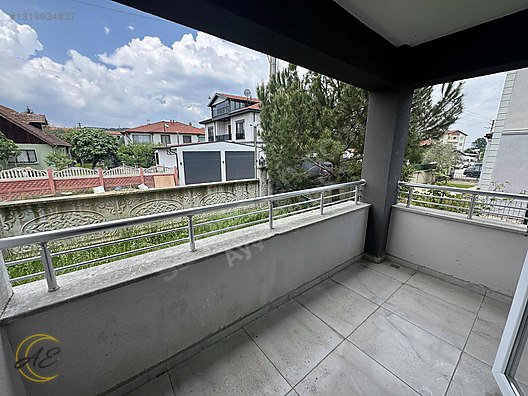 ARİFİYE NEVİYE MAHALLESİNDE 3+1 115M² SATILIK DAİRE