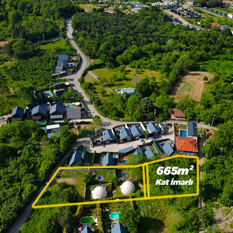 Sapanca Şükriye’de 1863m² 2 adet Glampingli Satılık Arsa
