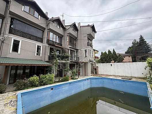 SAPANCA KIRKPINAR’DA HAVUZLU SİTE İÇERİSİNDE SATILIK DUBLEKS VİLLA DAİRESİ
