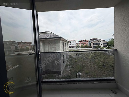 ARİFİYE NEVİYE’DE 2+1 ORTA KAT SATILIK DAİRE
